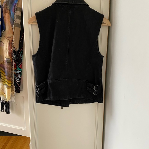 Club Monaco Jacket & Coat Vest - Picture 4 of 14